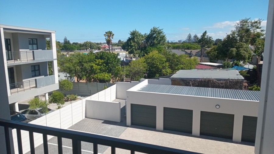 2 Bedroom Property for Sale in Table View Western Cape